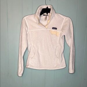 Patagonia Cream Cowl Neck Sweater with Fitted Silhouette